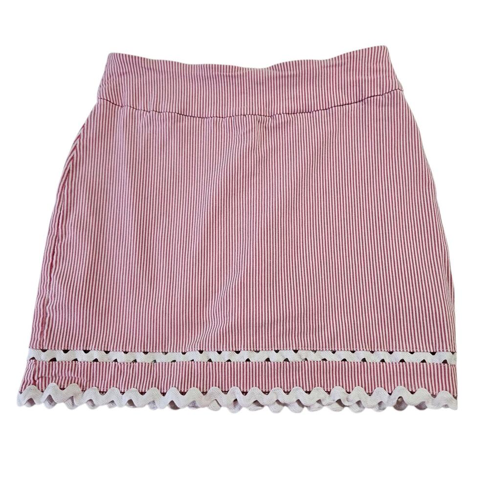 Crown & Ivy Skort Size 4 Stretchy Pink And White Striped Adorned With RicRac